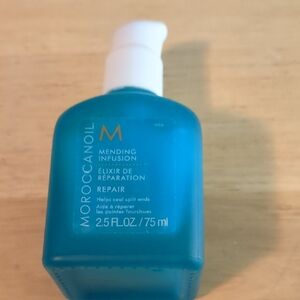 Moroccanoil Mending Infusion Repair - Vibrant Blue